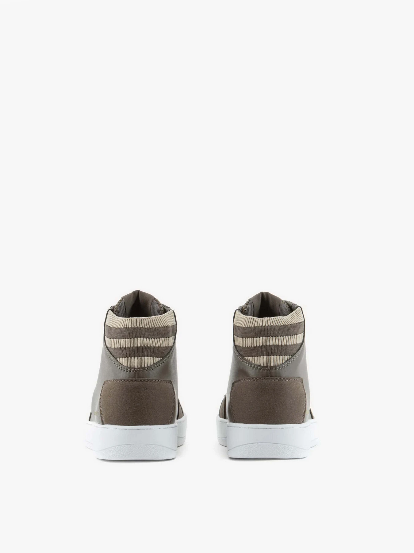 Кросівки Armani Exchange модель XUZ054-XV783-T067 Кросівки Armani Exchange модель XUZ054-XV783-T067 Фото