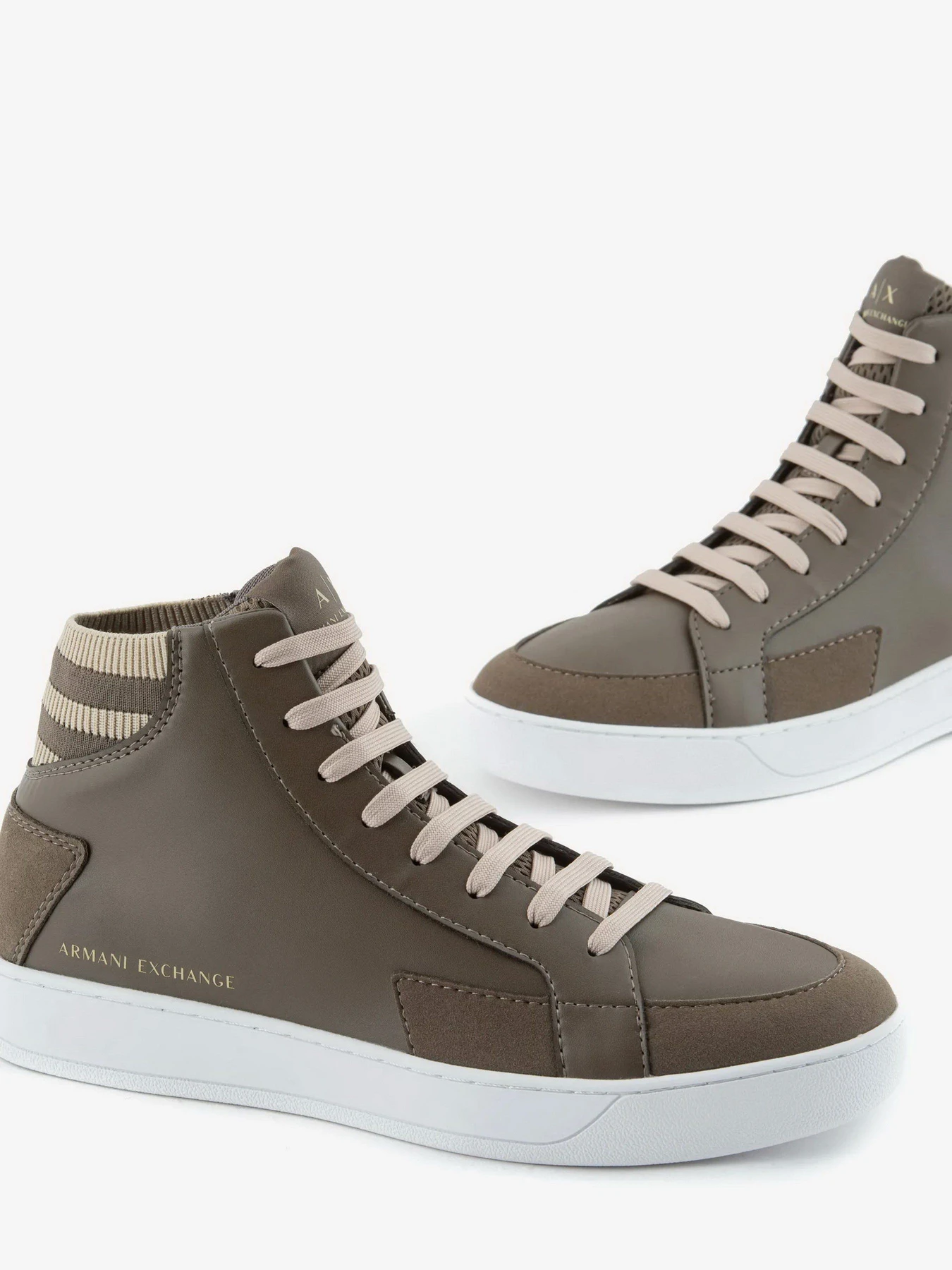 Кросівки Armani Exchange модель XUZ054-XV783-T067 Кросівки Armani Exchange модель XUZ054-XV783-T067 Фото