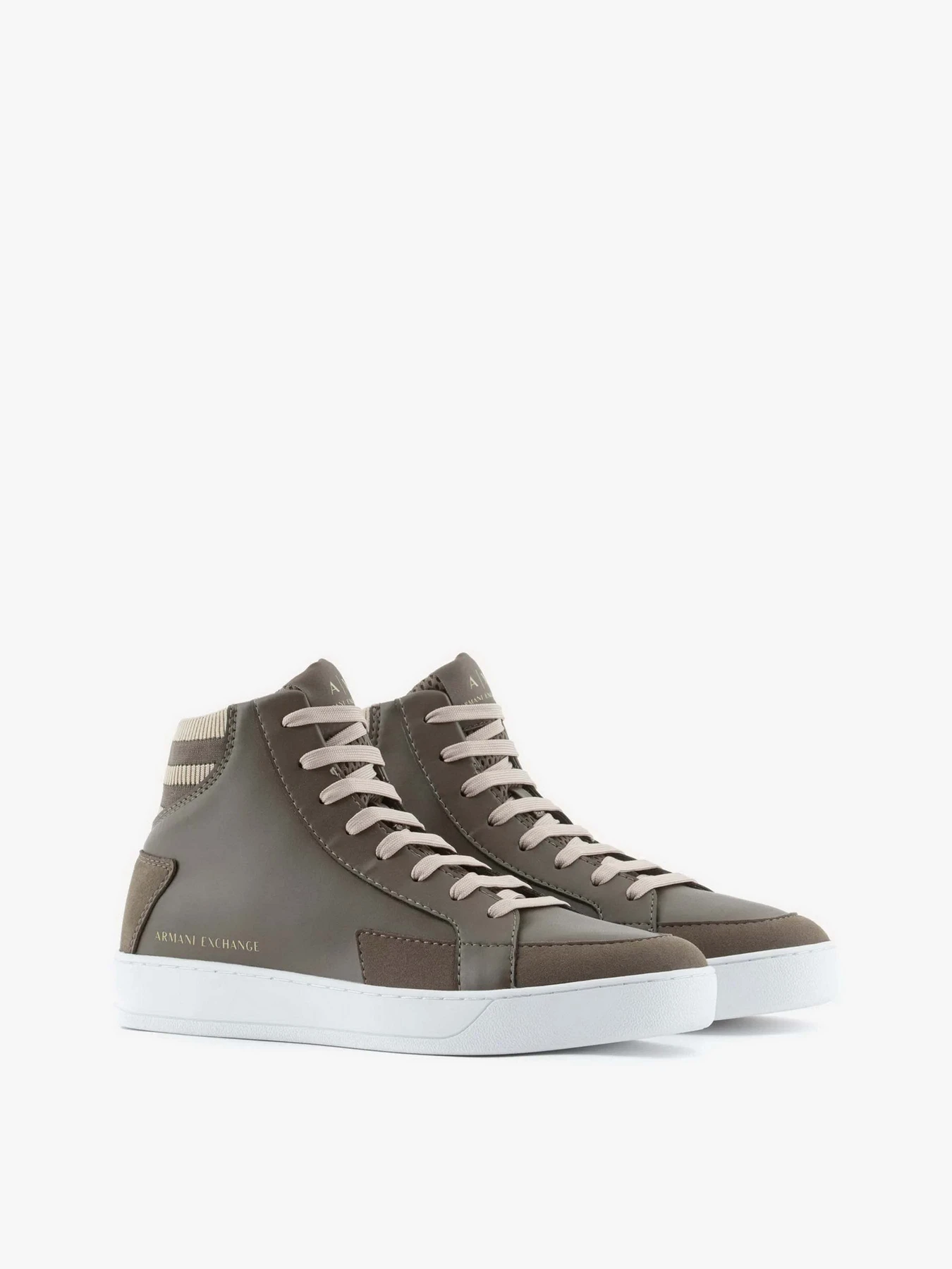 Кросівки Armani Exchange модель XUZ054-XV783-T067 Кросівки Armani Exchange модель XUZ054-XV783-T067 Фото