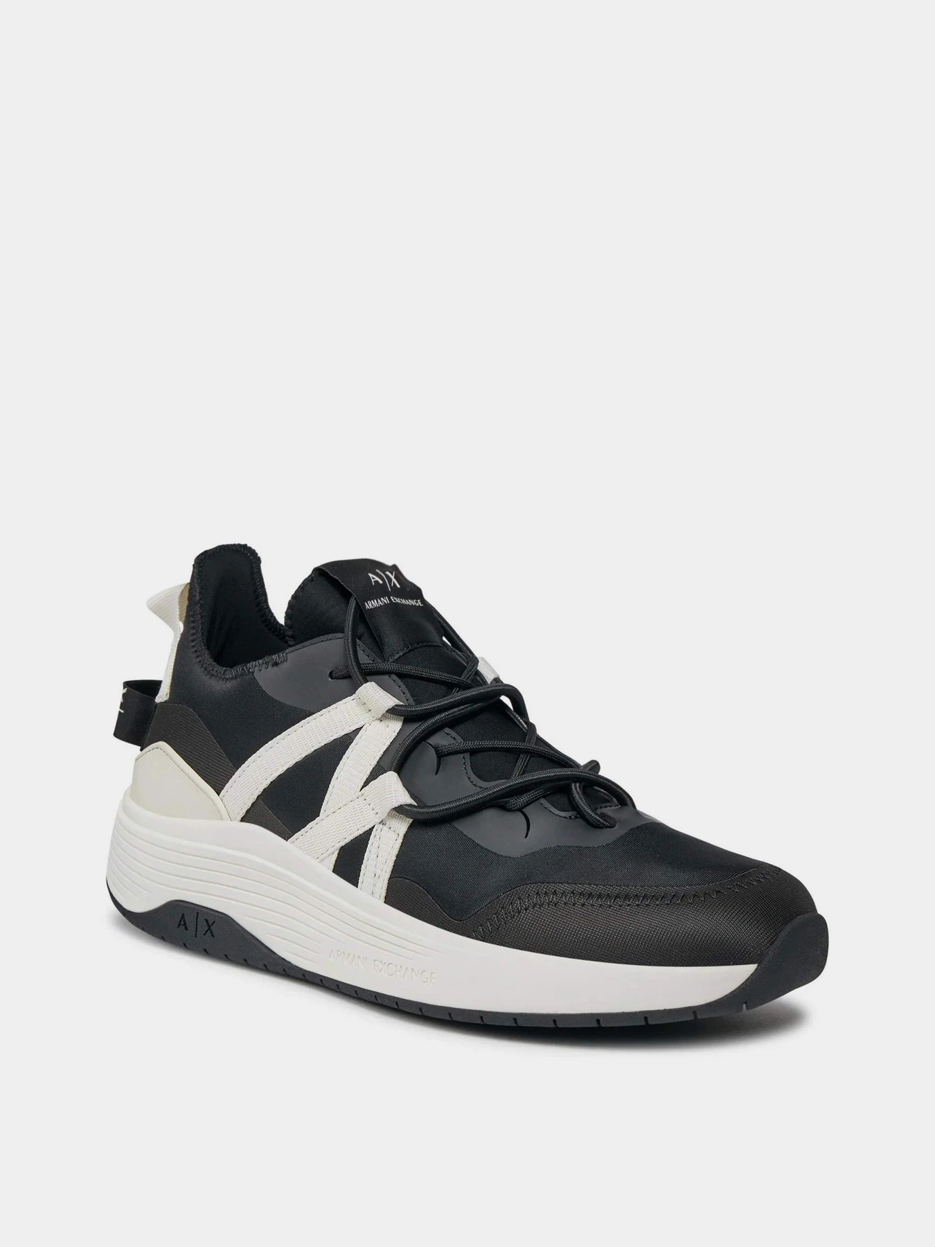 Кроссовки Armani Exchange модель XUX187-XV774-00002 Кроссовки Armani Exchange модель XUX187-XV774-00002 Фото