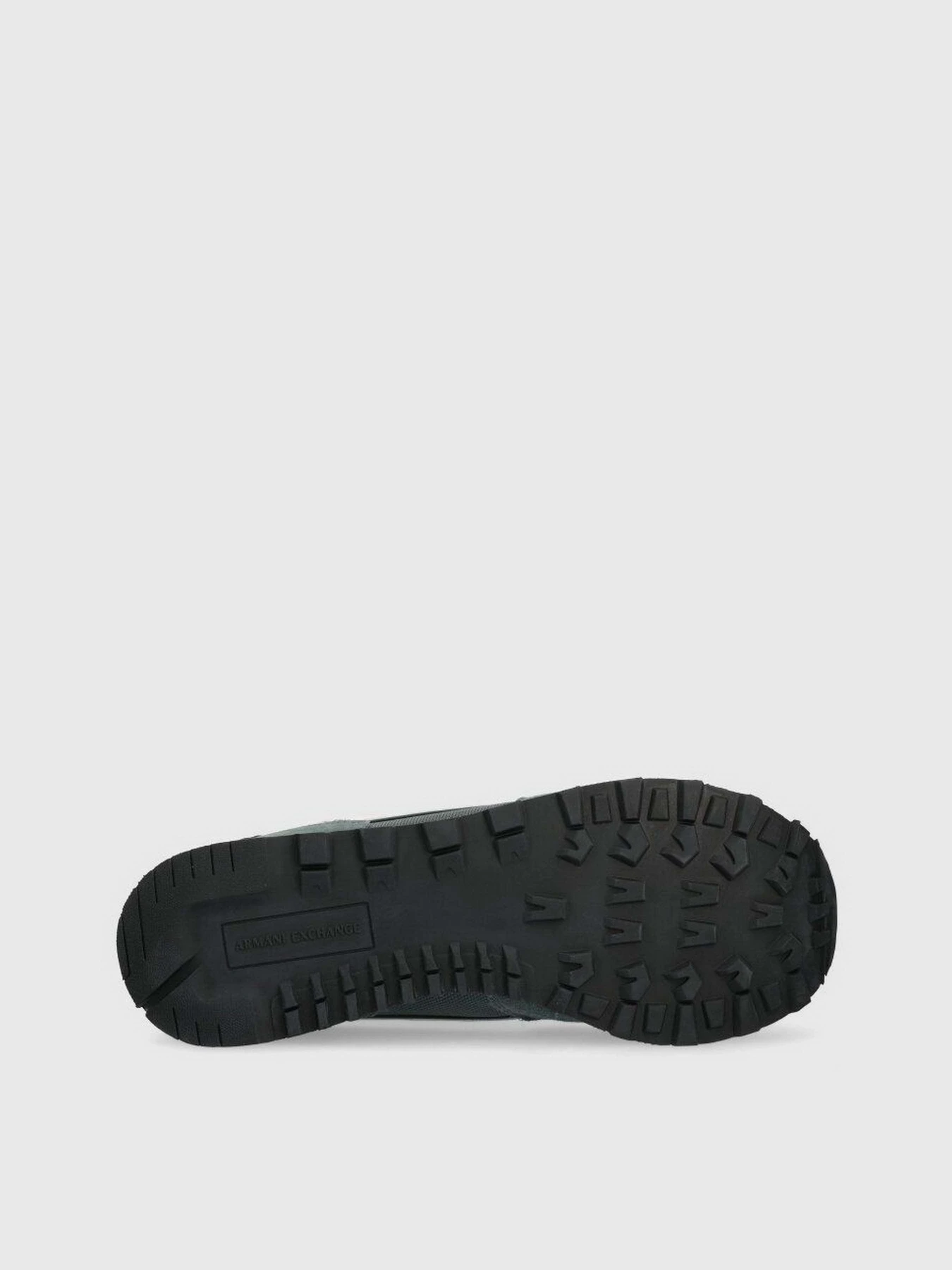 Кроссовки Armani Exchange Essential модель XUX083-XV263-T474 Кроссовки Armani Exchange Essential модель XUX083-XV263-T474 Фото