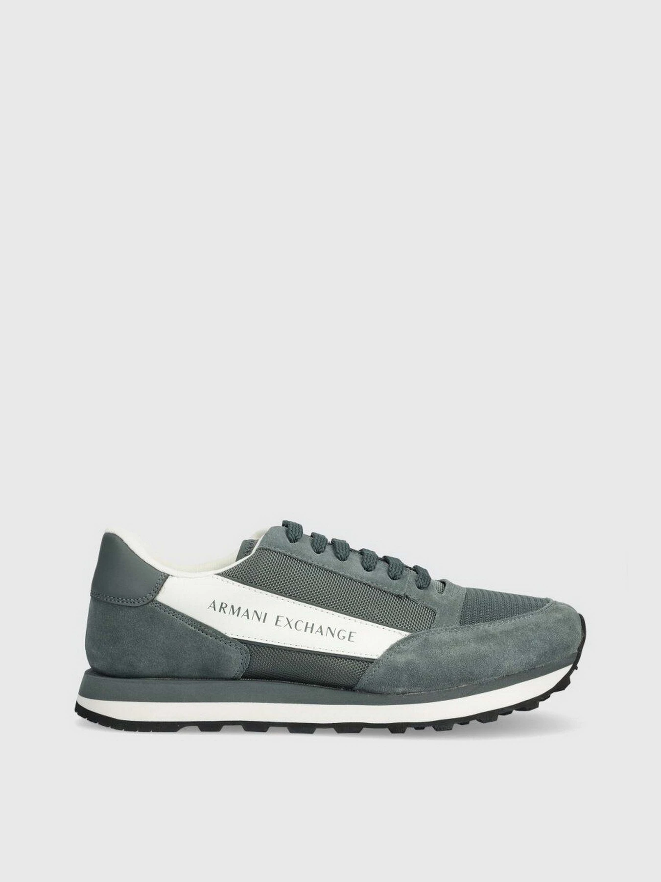 Кроссовки Armani Exchange Essential модель XUX083-XV263-T474 Кроссовки Armani Exchange Essential модель XUX083-XV263-T474 Фото