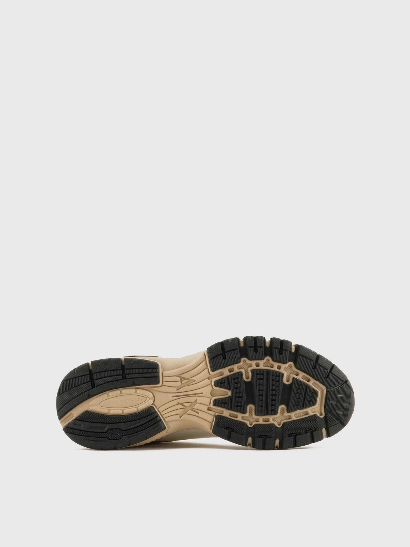 Кроссовки Armani Exchange модель XUX188-XV775-T714 Фото