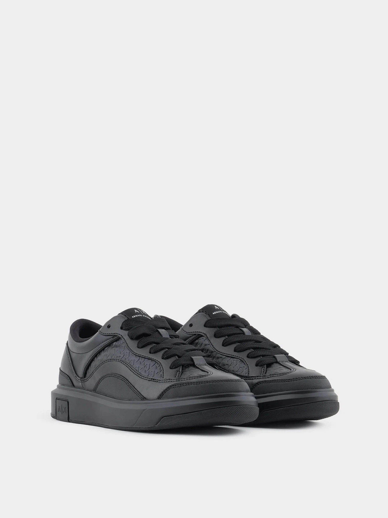 Кеди Armani Exchange модель XUX193-XV908-K001 Кеди Armani Exchange модель XUX193-XV908-K001 Фото