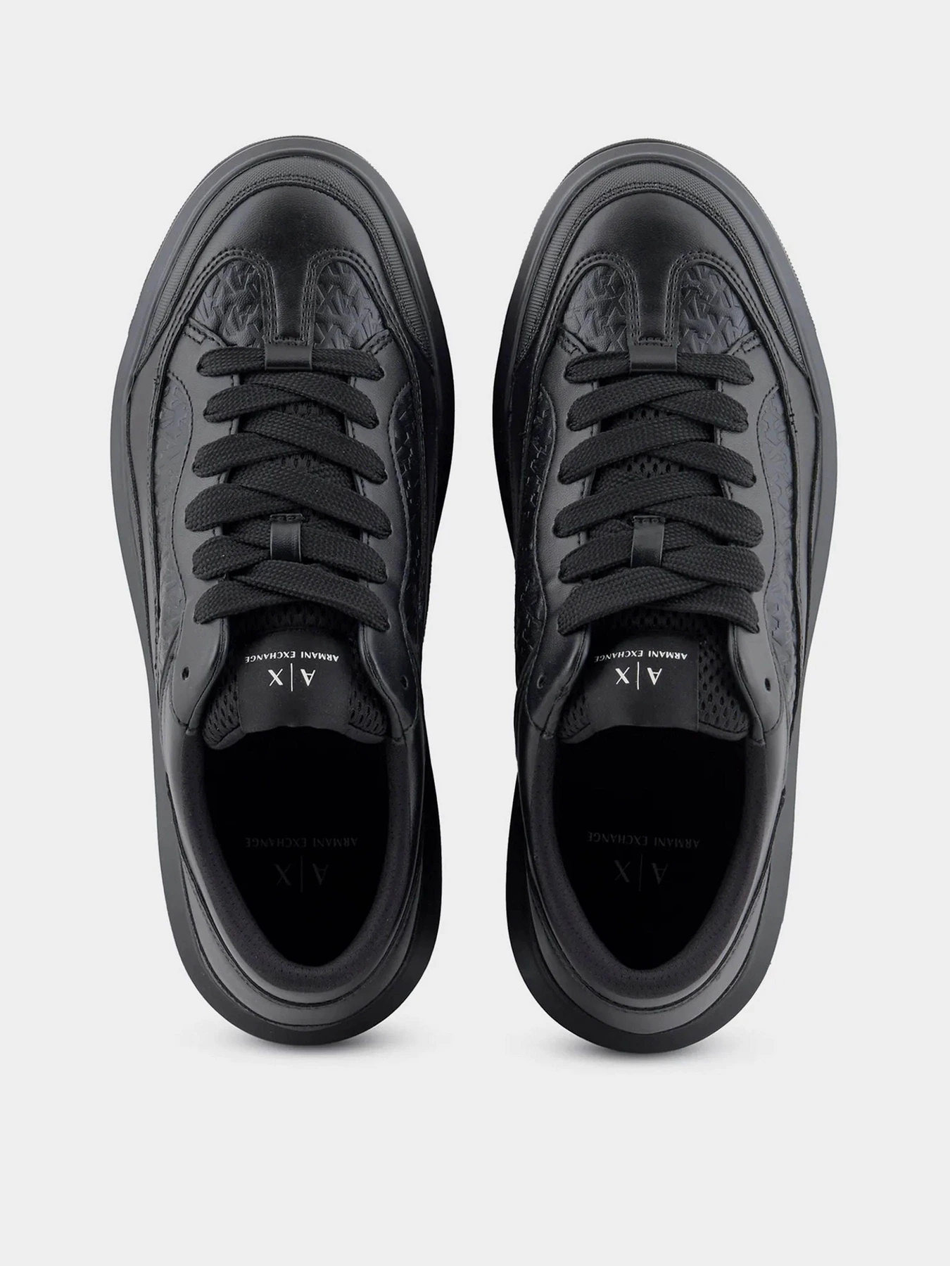 Кеди Armani Exchange модель XUX193-XV908-K001 Кеди Armani Exchange модель XUX193-XV908-K001 Фото