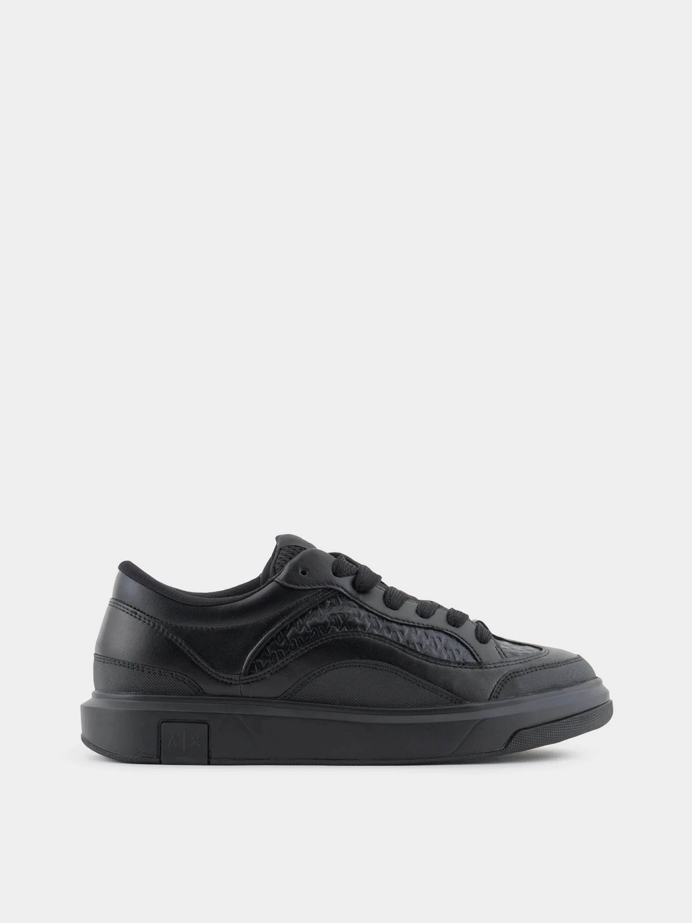 Кеди Armani Exchange модель XUX193-XV908-K001 Кеди Armani Exchange модель XUX193-XV908-K001 Фото
