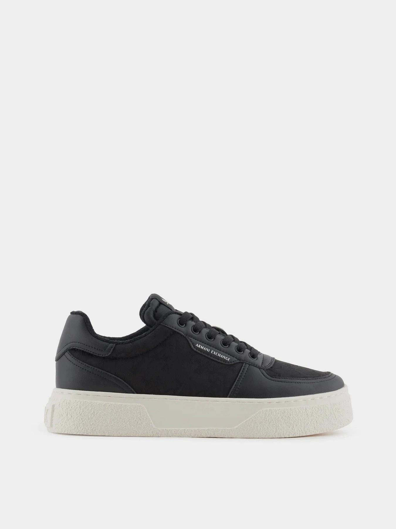 Кроссовки Armani Exchange модель XUX196-XV905-00002 Фото