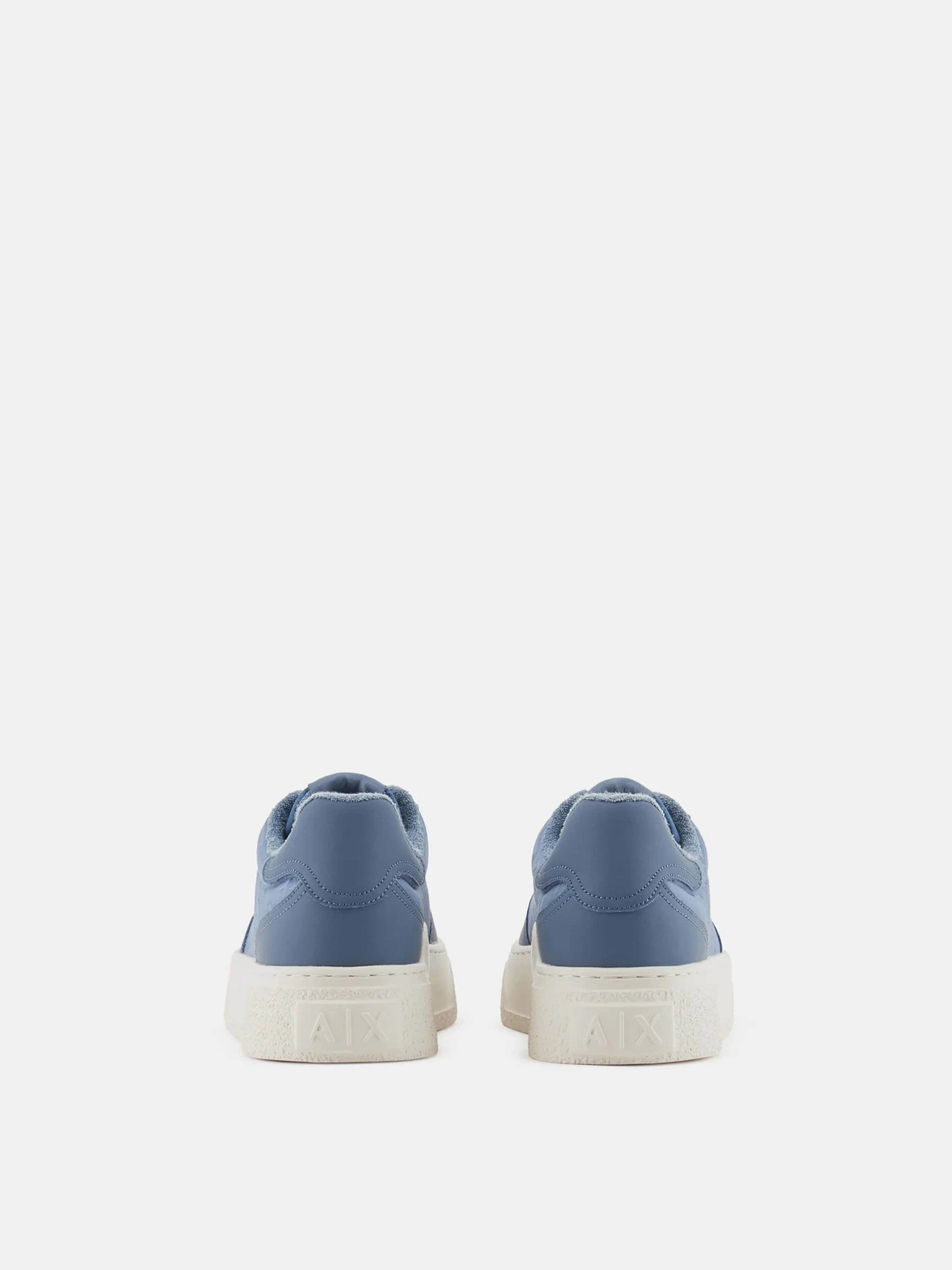 Кроссовки Armani Exchange модель XUX196-XV905-01428 Фото