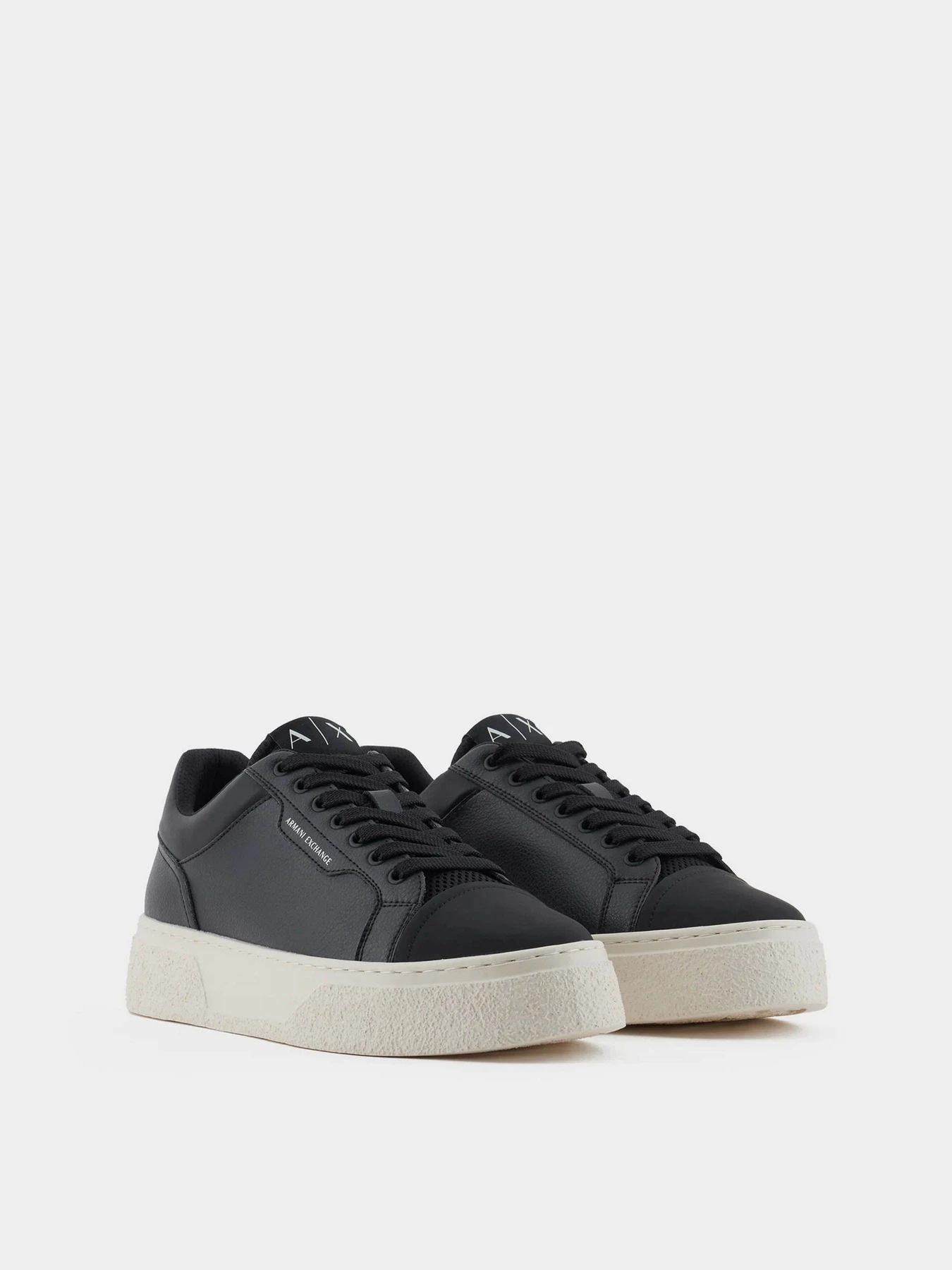 Кросівки Armani Exchange модель XUX236-XV906-K001 Кросівки Armani Exchange модель XUX236-XV906-K001 Фото