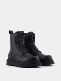 Черевики та чоботи Armani Exchange модель XUM018-XV874-00002 Фото