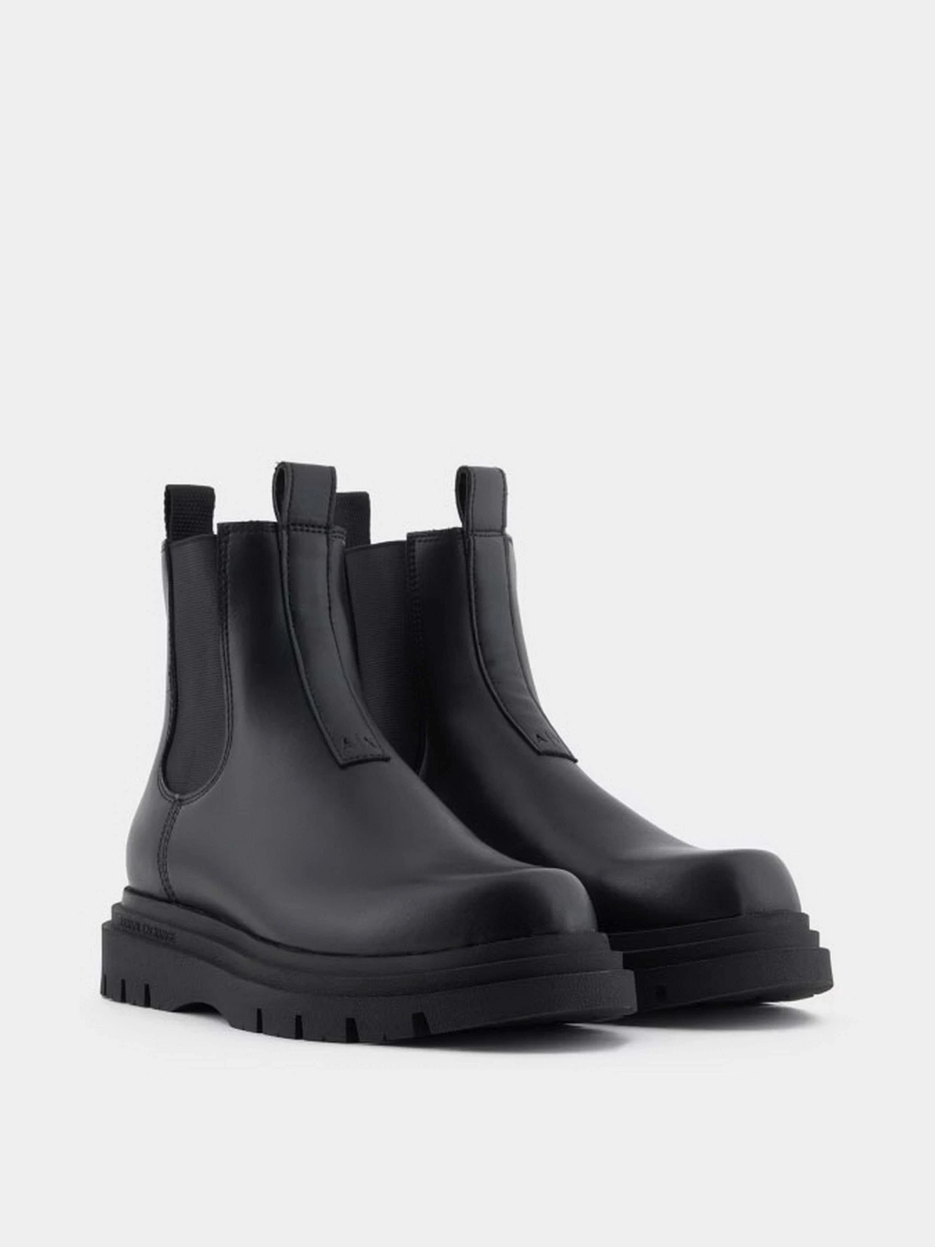 Черевики та чоботи Armani Exchange модель XUM019-XV874-00002 Черевики та чоботи Armani Exchange модель XUM019-XV874-00002 Фото