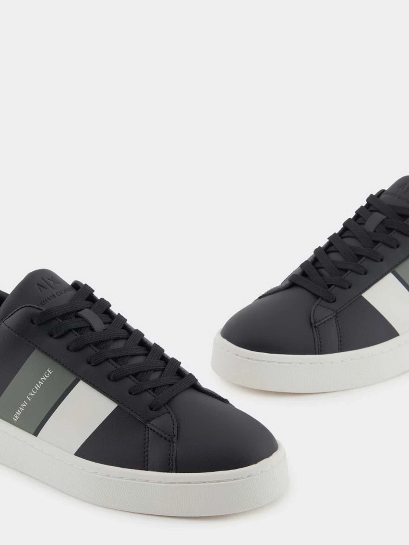 Кеды Armani Exchange модель XUX217-XV855-00002 Кеды Armani Exchange модель XUX217-XV855-00002 Фото