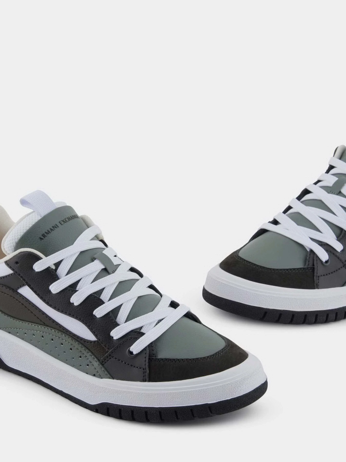 Кросівки Armani Exchange модель XUX222-XV860-U185 Кросівки Armani Exchange модель XUX222-XV860-U185 Фото