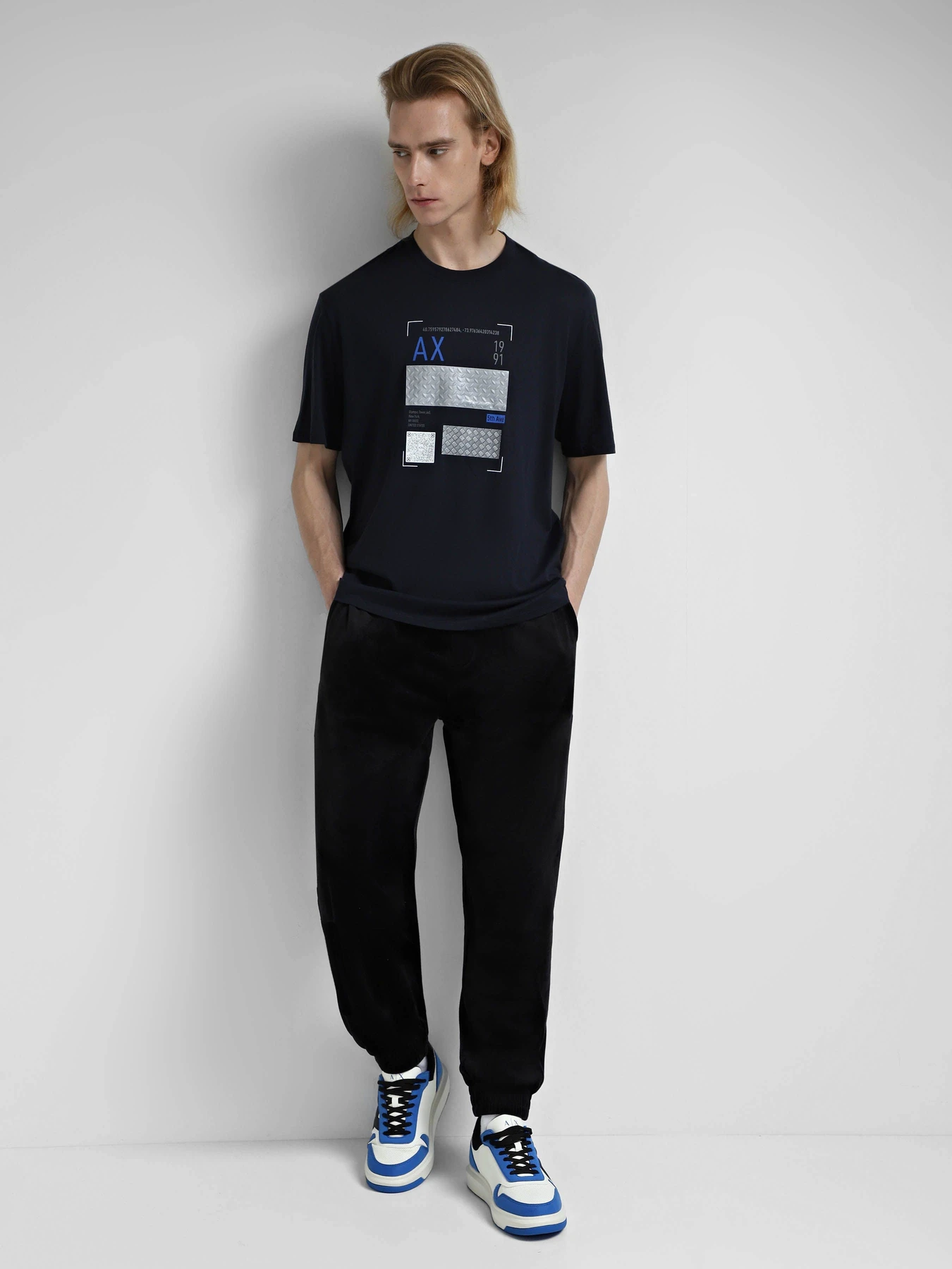 Кроссовки Armani Exchange модель XUX220-XV858-U180 Кроссовки Armani Exchange модель XUX220-XV858-U180 Фото