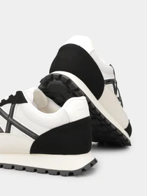 Кроссовки Armani Exchange модель XUX263-XV942-N480 Фото