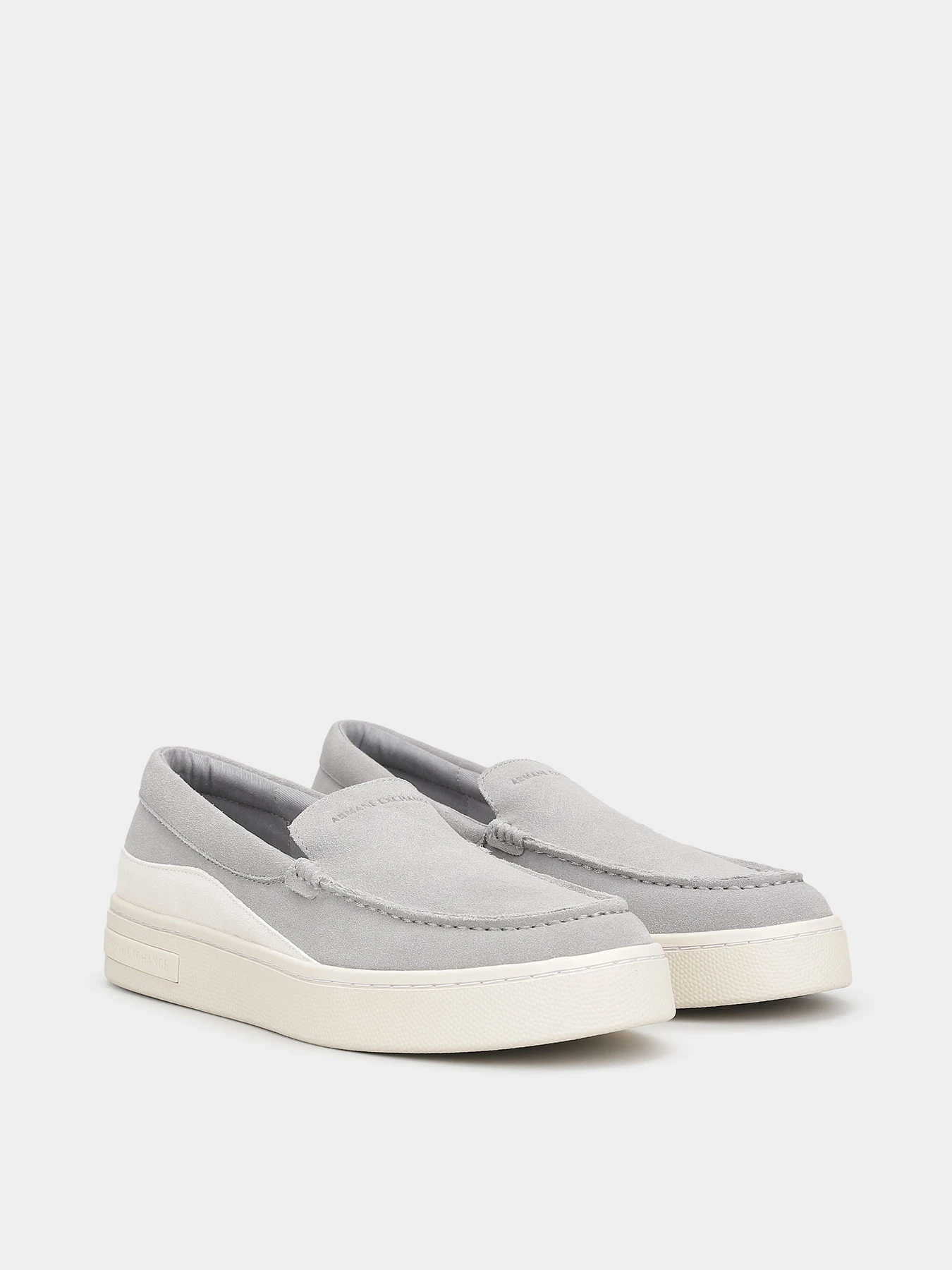 Слипоны и мокасины Armani Exchange модель XUY011-XV868-U659 Слипоны и мокасины Armani Exchange модель XUY011-XV868-U659 Фото