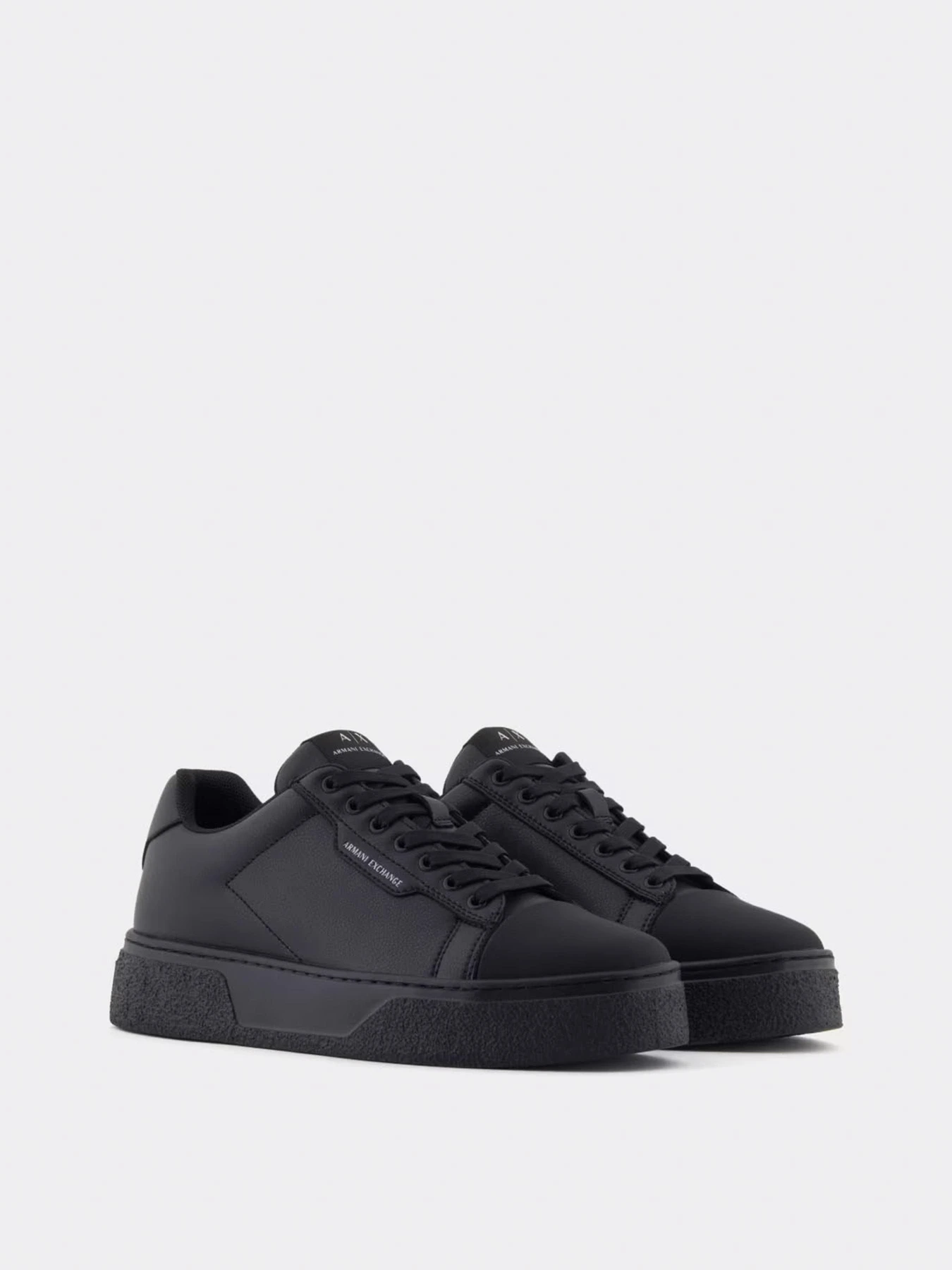 Кеды Armani Exchange модель XM001666-AF19143-UC001 Кеды Armani Exchange модель XM001666-AF19143-UC001 Фото