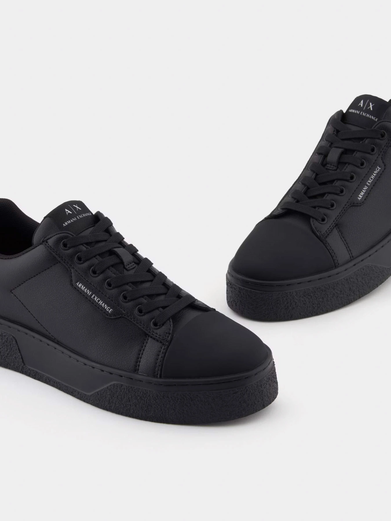 Кеды Armani Exchange модель XM001666-AF19143-UC001 Кеды Armani Exchange модель XM001666-AF19143-UC001 Фото