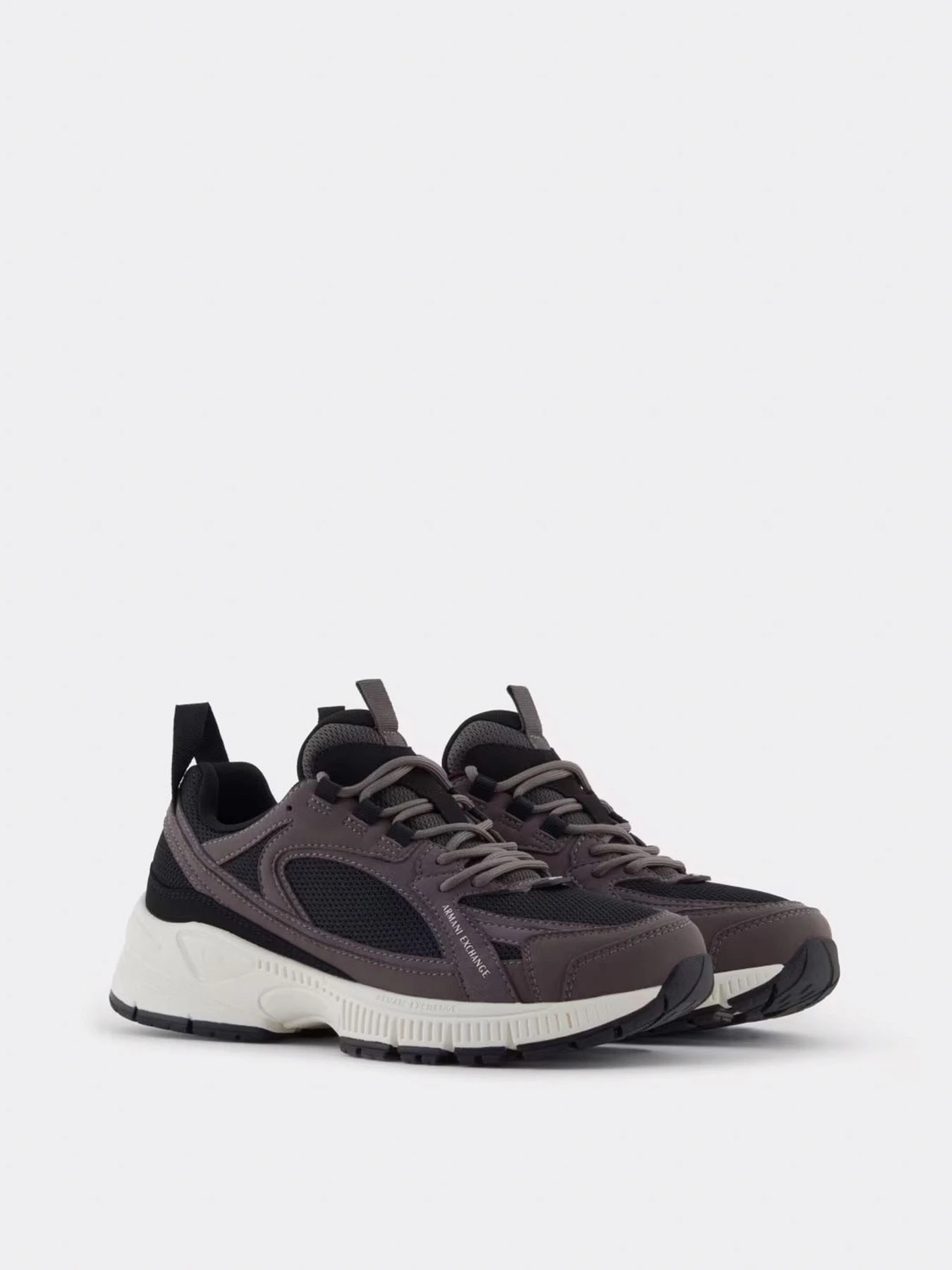 Кроссовки Armani Exchange модель XM001690-AF17542-MC028 Кроссовки Armani Exchange модель XM001690-AF17542-MC028 Фото