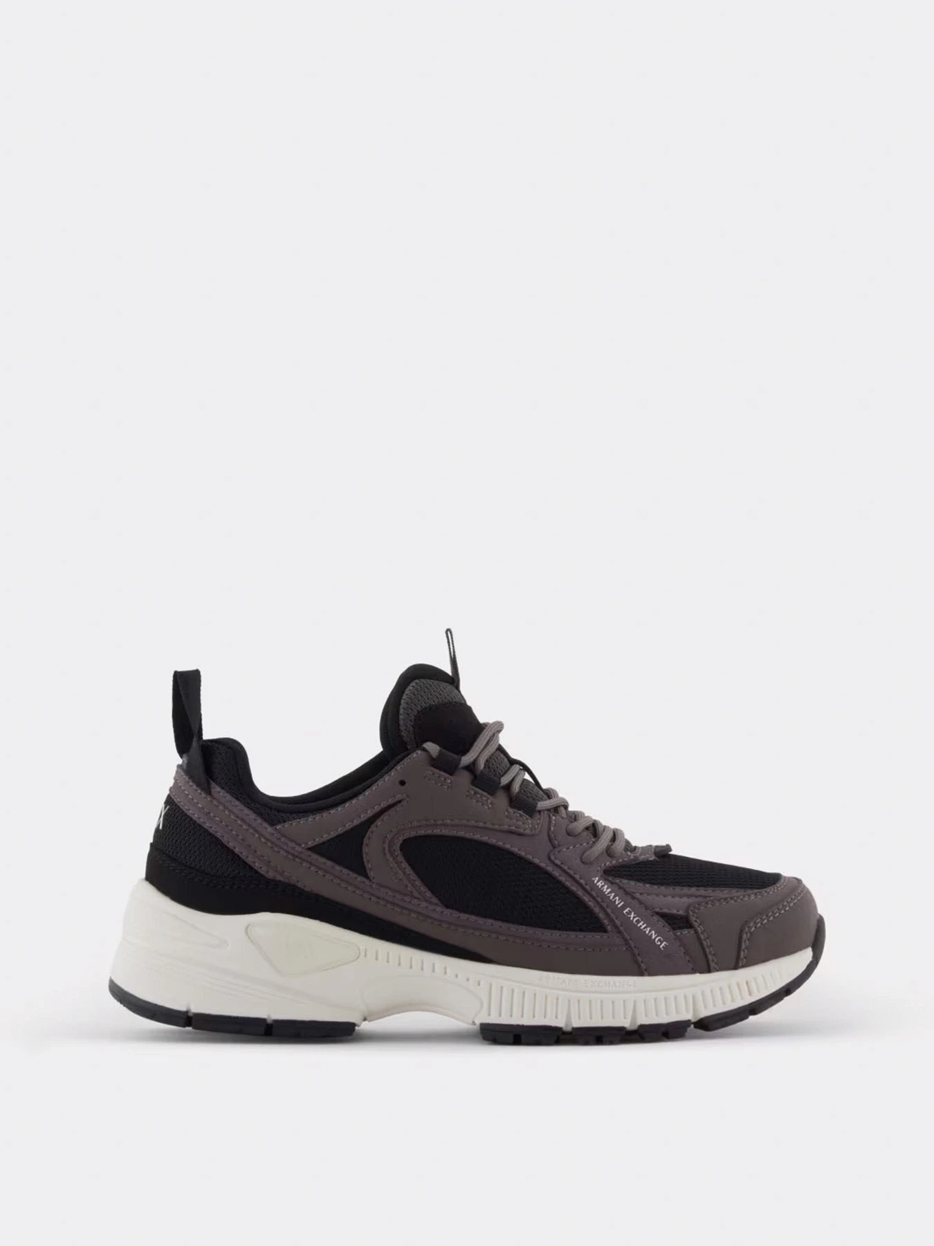 Кроссовки Armani Exchange модель XM001690-AF17542-MC028 Кроссовки Armani Exchange модель XM001690-AF17542-MC028 Фото