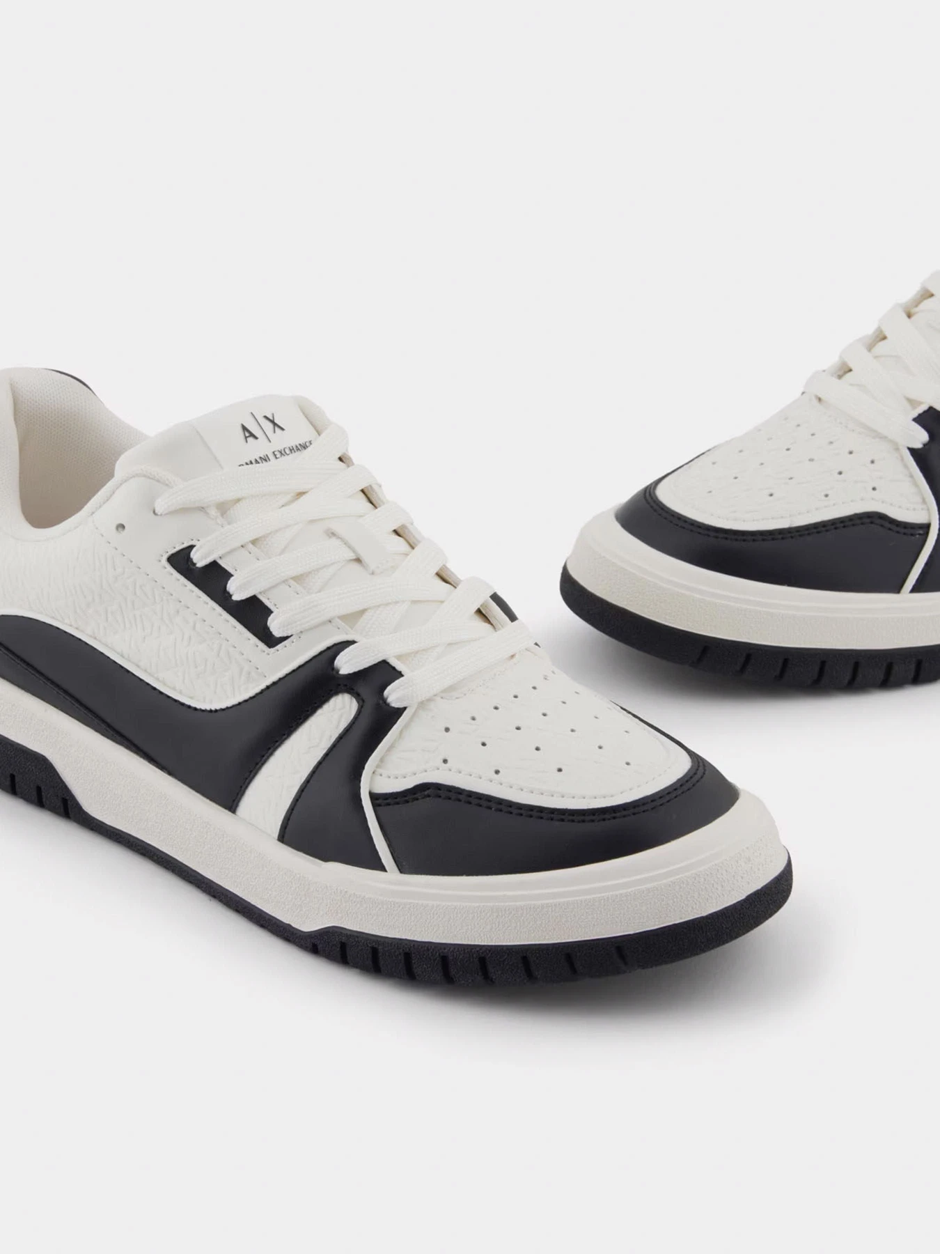 Кеди Armani Exchange модель XM001933-AF17537-MC011 Кеди Armani Exchange модель XM001933-AF17537-MC011 Фото