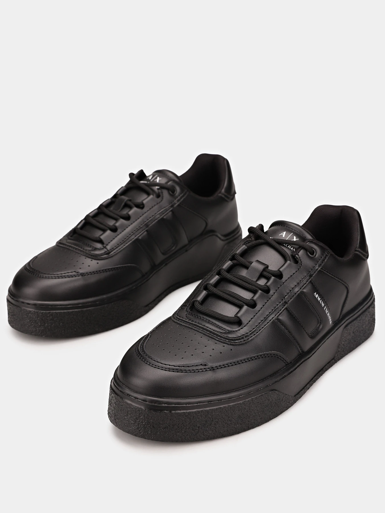 Кеди Armani Exchange модель XM001936-AF17449-MC105 Кеди Armani Exchange модель XM001936-AF17449-MC105 Фото