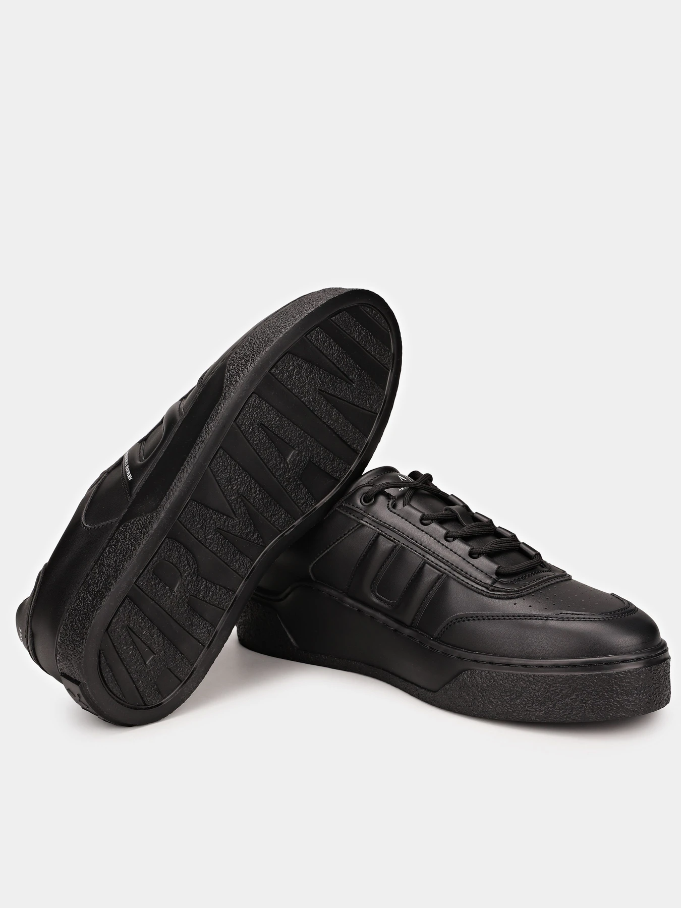 Кеди Armani Exchange модель XM001936-AF17449-MC105 Кеди Armani Exchange модель XM001936-AF17449-MC105 Фото