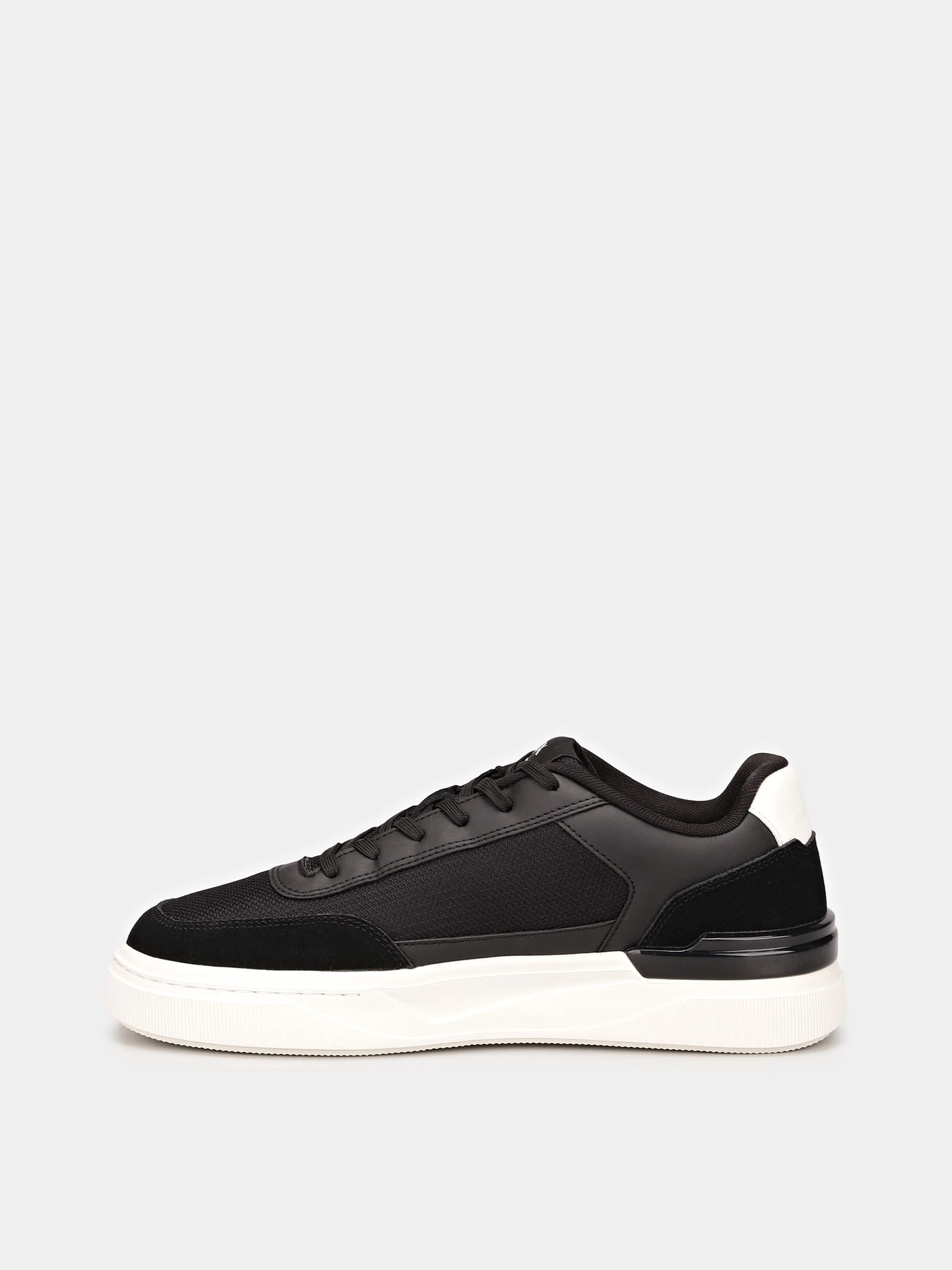 Кеды Armani Exchange модель XM001968-AF19439-UC001 Кеды Armani Exchange модель XM001968-AF19439-UC001 Фото