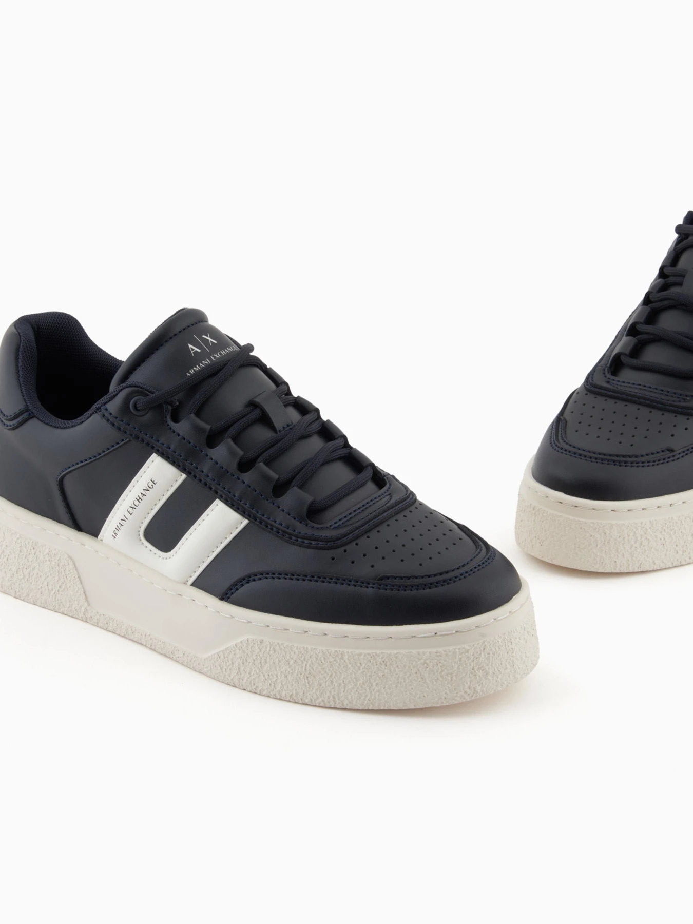 Кеди Armani Exchange модель XM001936-AF17449-MB106 Кеди Armani Exchange модель XM001936-AF17449-MB106 Фото