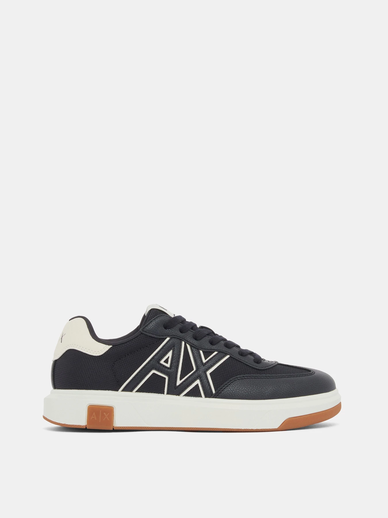 Кеди Armani Exchange модель XM002687-AF22775-MZ752 Кеди Armani Exchange модель XM002687-AF22775-MZ752 Фото