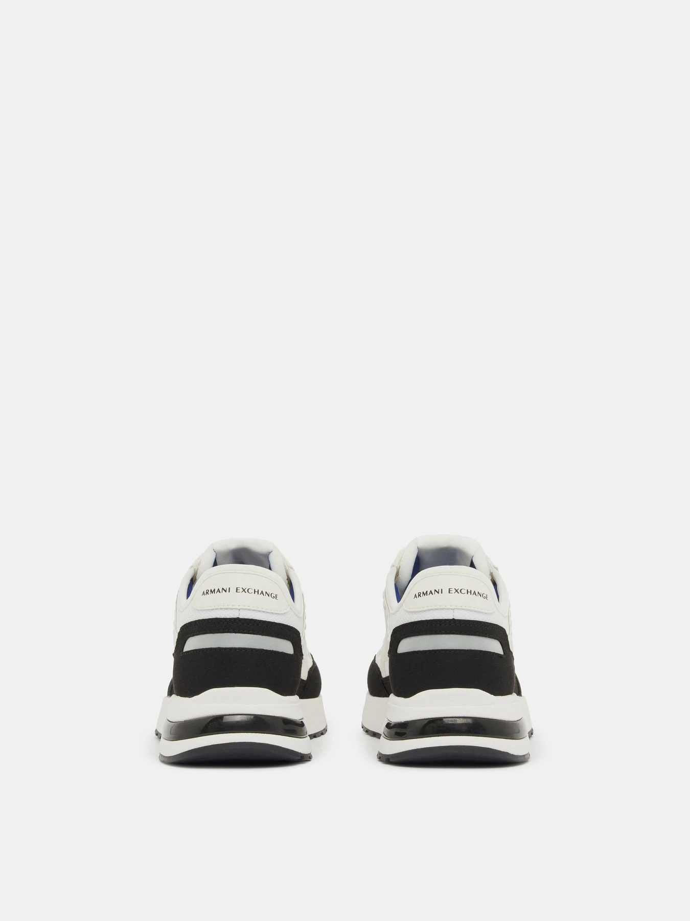 Кроссовки Armani Exchange модель XUX090-XV276-M0017 Фото