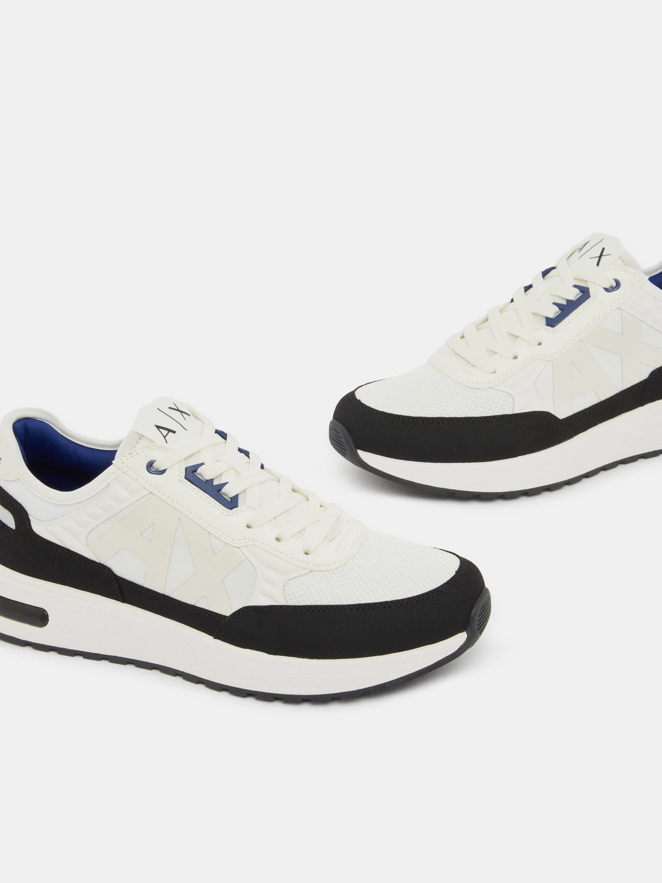 Кроссовки Armani Exchange модель XUX090-XV276-M0017 Фото