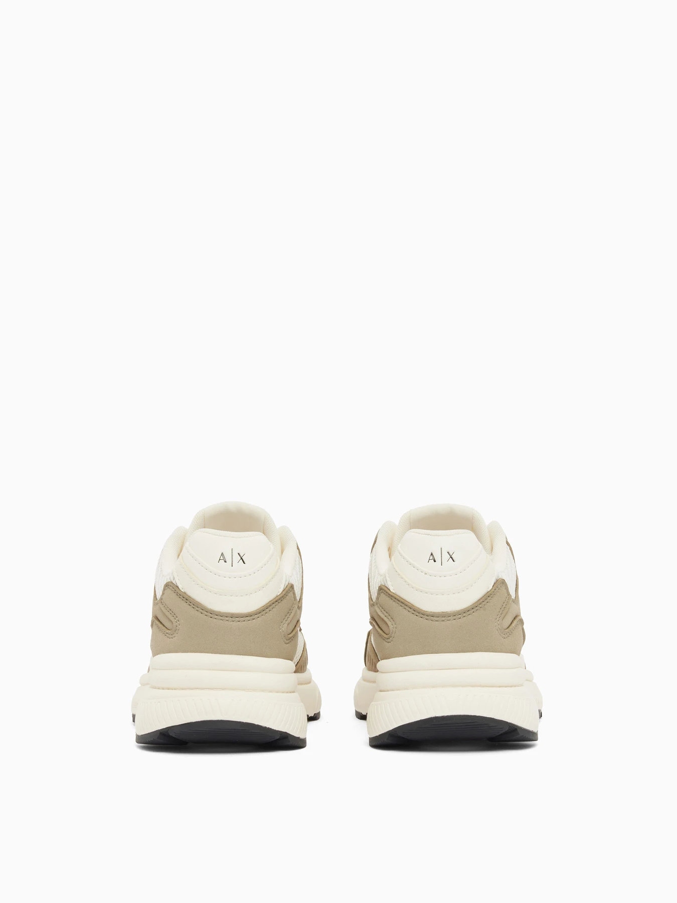 Кроссовки Armani Exchange модель XM002635-AF19388-M7196 Фото