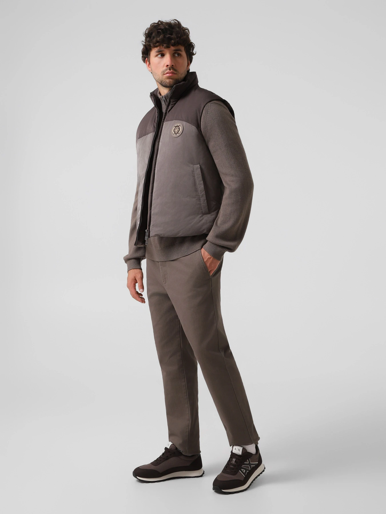 Кросівки Armani Exchange модель XM001960-AF19388-M6572 Фото