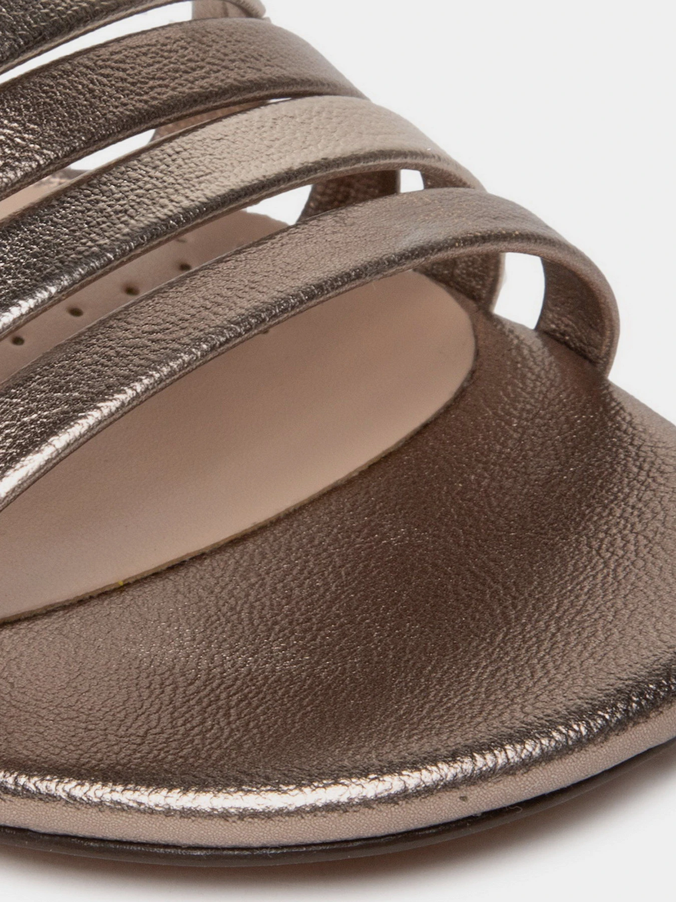Босоножки Clarks Caroleigh Bess модель 26159423 Босоножки Clarks Caroleigh Bess модель 26159423 Фото