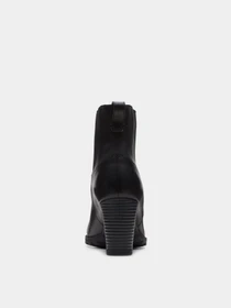 Черевики та чоботи Clarks Verona Ease модель 26162068 Фото