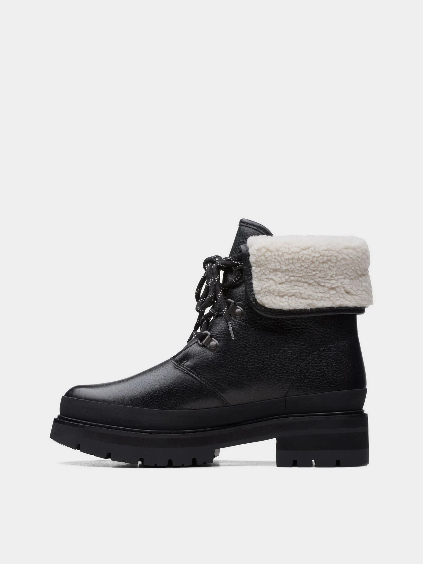 Ботинки и сапоги Clarks Orianna Turn Dark Olive Warmlined модель 26167879 Ботинки и сапоги Clarks Orianna Turn Dark Olive Warmlined модель 26167879 Фото