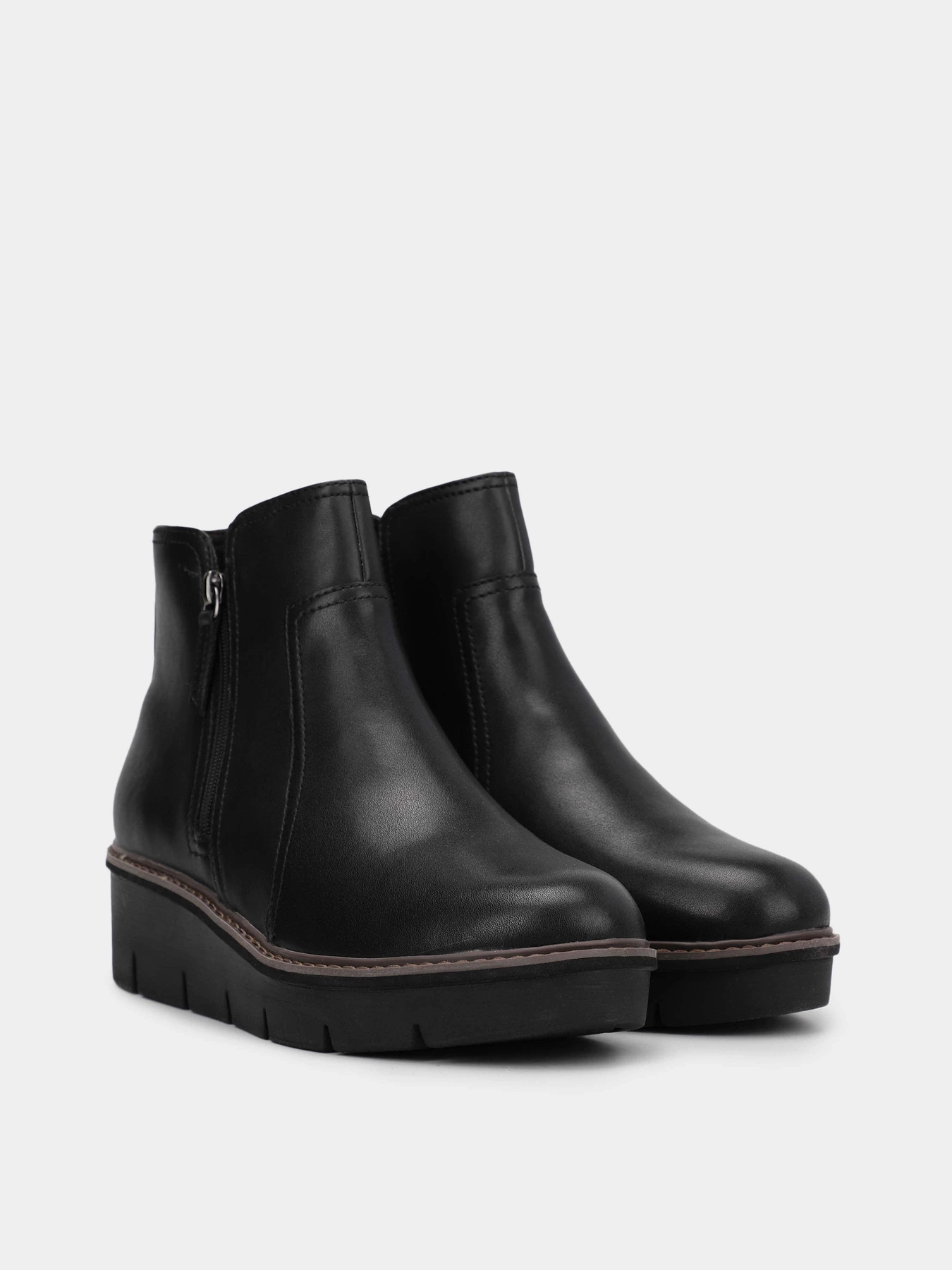 Ботинки и сапоги Clarks Airabell Zip Smooth Leather модель 26167635 Ботинки и сапоги Clarks Airabell Zip Smooth Leather модель 26167635 Фото