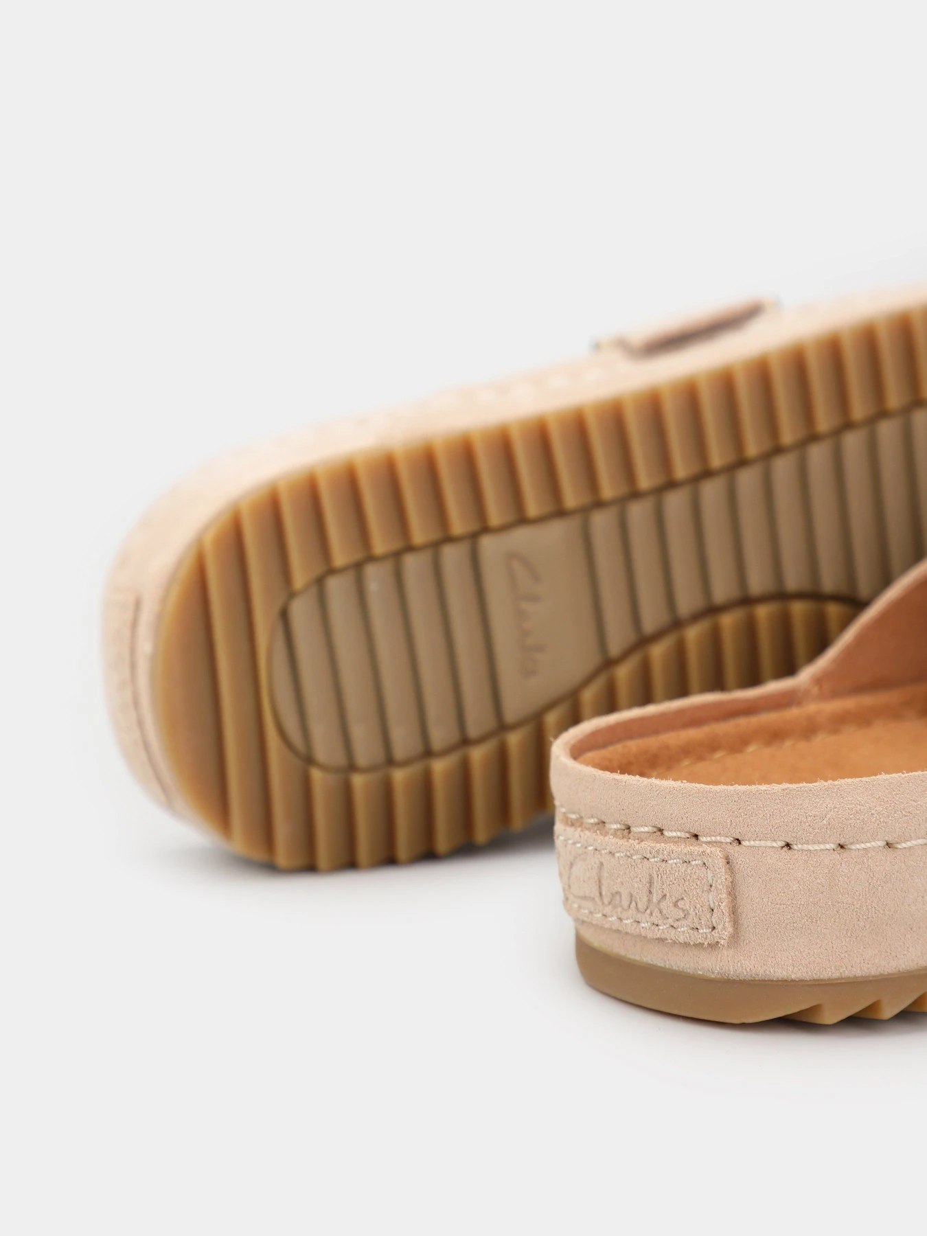 Шлёпанцы Clarks Brookleigh модель 26169953 Шлёпанцы Clarks Brookleigh модель 26169953 Фото