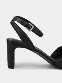 Босоножки Clarks Seren65 Strap модель 26171056 Фото