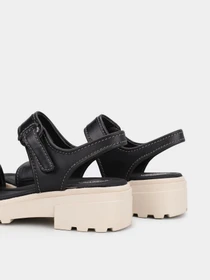Сандалии Clarks Coast Daisy модель 26171736 Фото