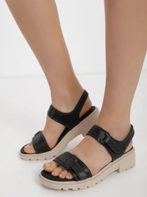 Сандалии Clarks Coast Daisy модель 26171736 Фото