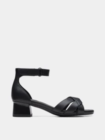 Босоніжки Clarks Desirae модель 26171172 Фото