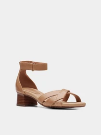 Босоніжки Clarks Desirae модель 26171173 Фото