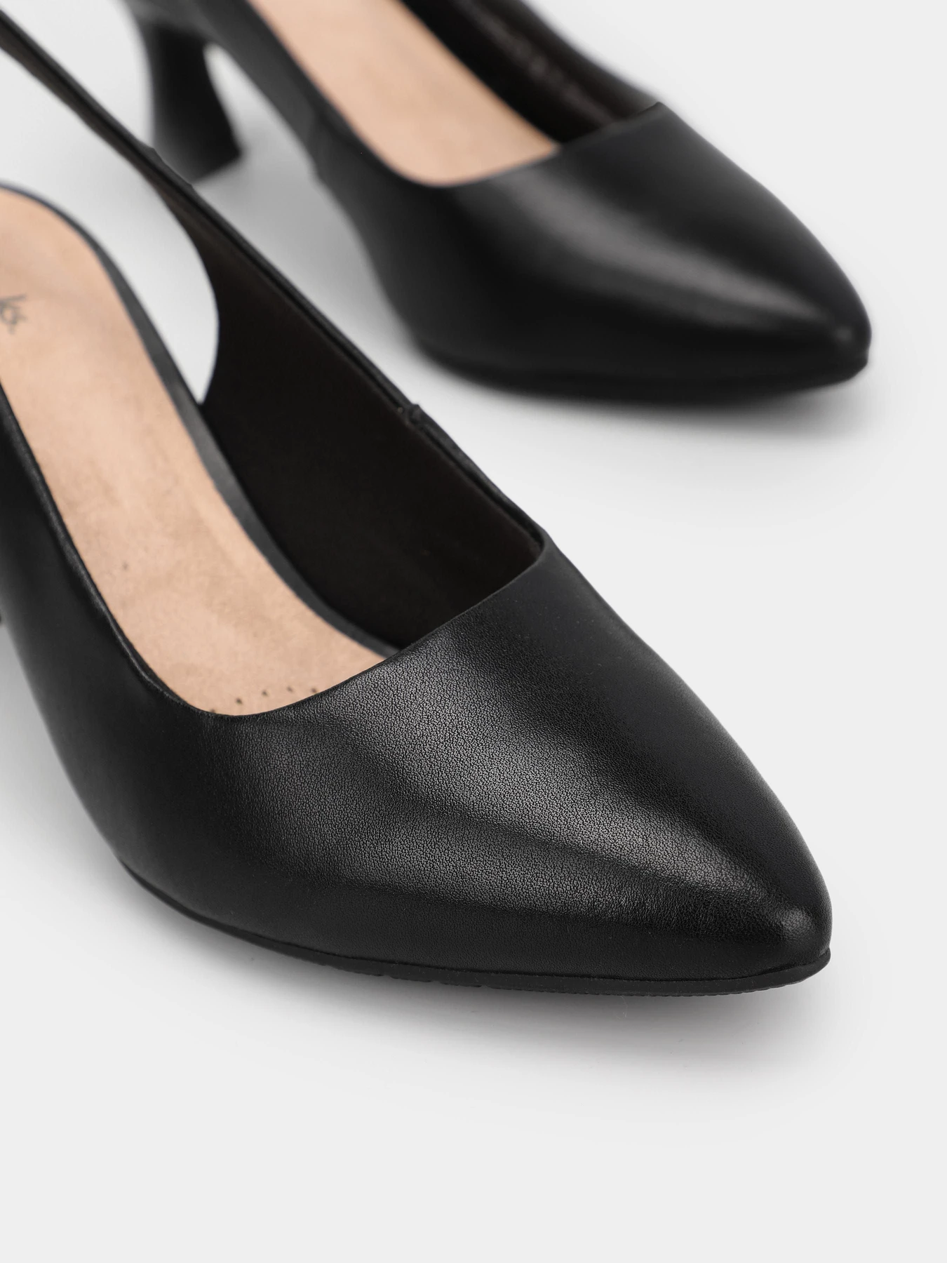 Босоножки Clarks модель 26171908 Босоножки Clarks модель 26171908 Фото