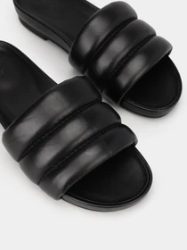 Шльопанці Clarks Pure Soft Leather модель 26173700 Фото