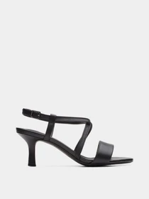 Босоніжки Clarks Amali Buckle модель 26165941 Фото