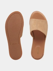 Шльопанці Clarks Karsea Mule Light Tan Suede модель 26166690 Фото