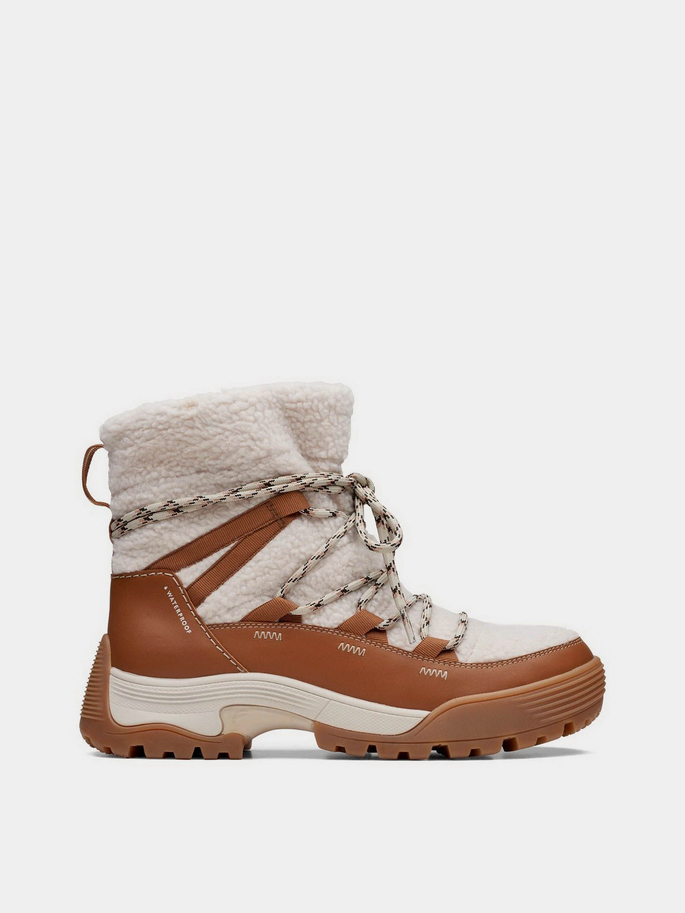 Черевики та чоботи Clarks ATL Hike Up WP модель 26173408 Черевики та чоботи Clarks ATL Hike Up WP модель 26173408 Фото