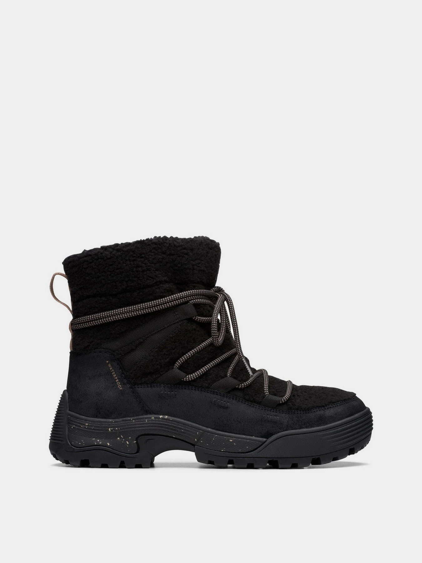 Ботинки и сапоги Clarks Atl Hike Up Waterproof модель 26173406 Ботинки и сапоги Clarks Atl Hike Up Waterproof модель 26173406 Фото